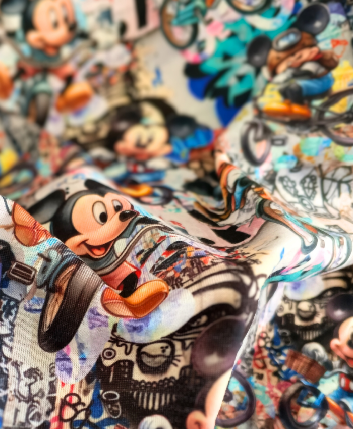Bisikletli Mickey Mouse Karakterli Dijital Baskılı Süprem Kumaş - Görsel 2