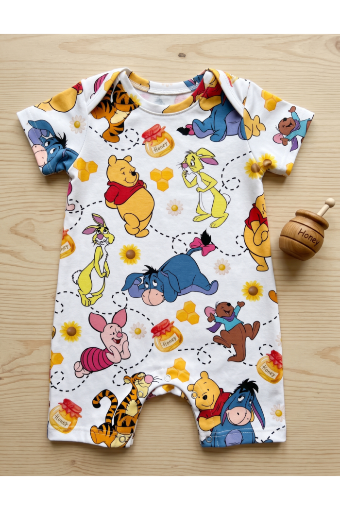 Winnie the Pooh Temalı Karakterli Dijital Baskılı Süprem Kumaş - Görsel 3