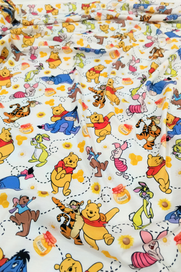 Winnie the Pooh Temalı Karakterli Dijital Baskılı Süprem Kumaş - Görsel 2